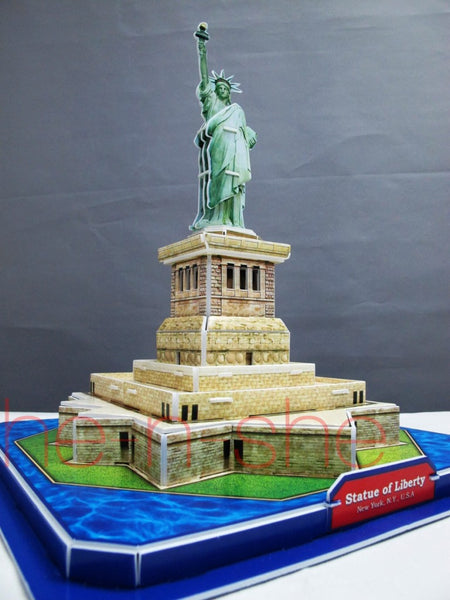 39 PCS 3D Puzzle World's Architecture Series Statue of Liberty New York 9812-9
